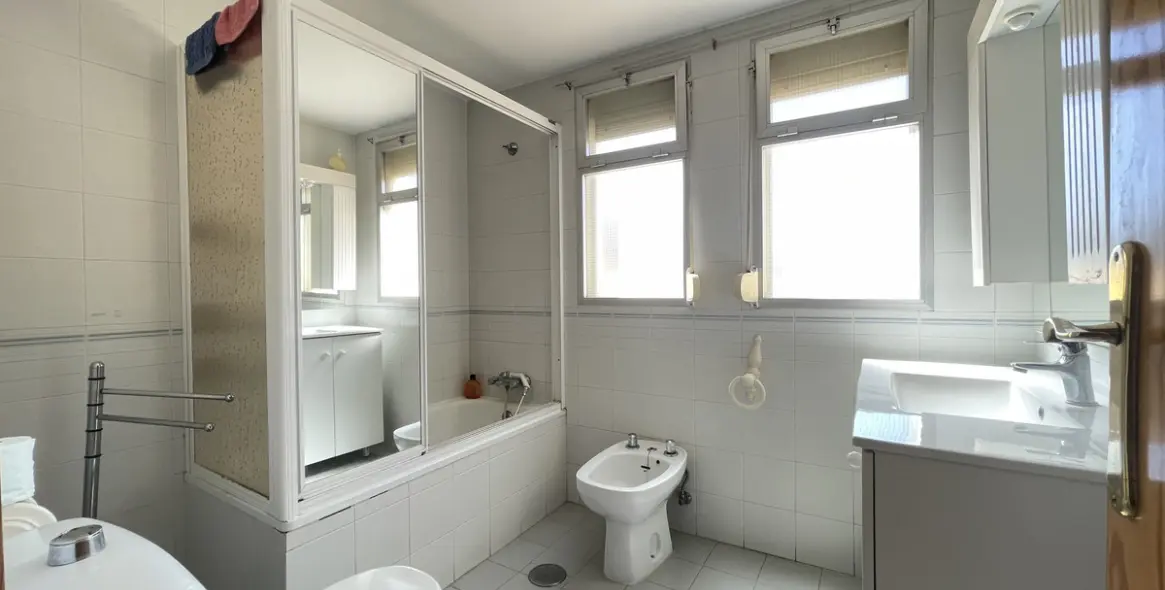 Sale of duplex in Estepona 18