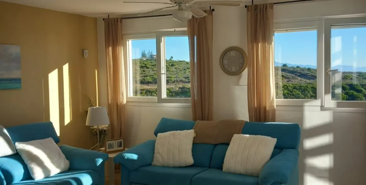 Sale of penthouse duplex in Manilva 5