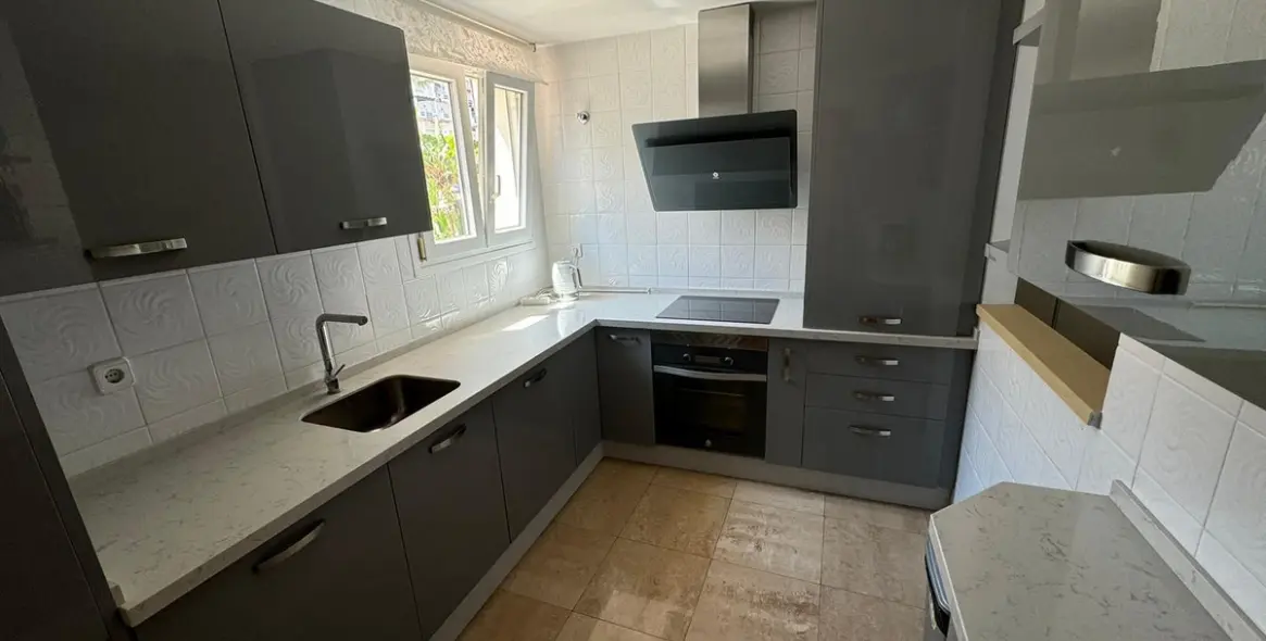 Sale of penthouse duplex in Manilva 6