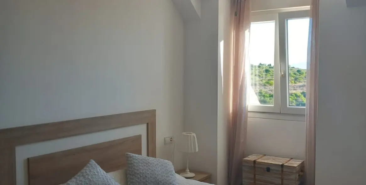 Sale of penthouse duplex in Manilva 16