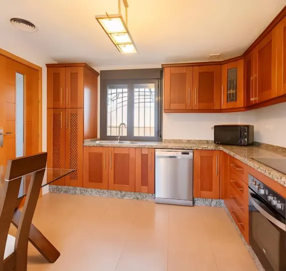 Sale of semi-detached house in Ronda