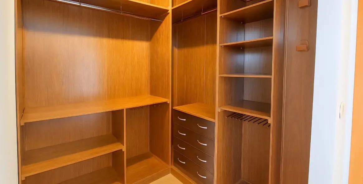 Sale of semi-detached house in Ronda 9