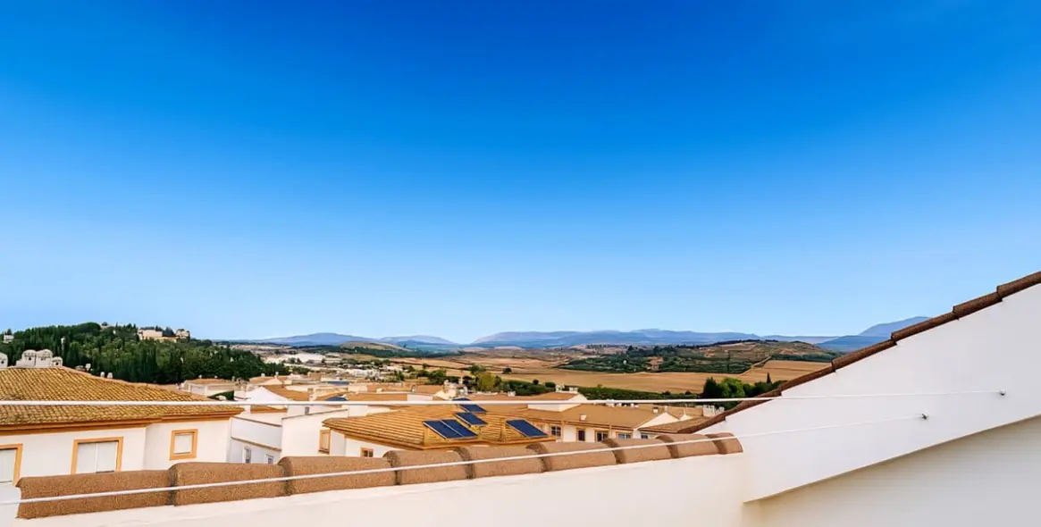 Sale of semi-detached house in Ronda 17