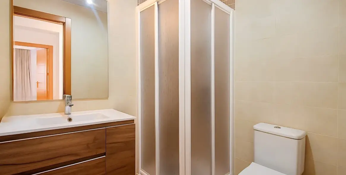 Sale of semi-detached house in Ronda 19