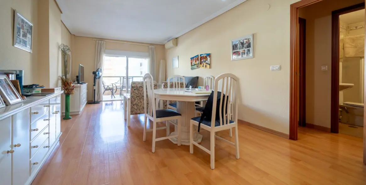 Продажа апартаментов на среднем этаже в Los Boliches 9