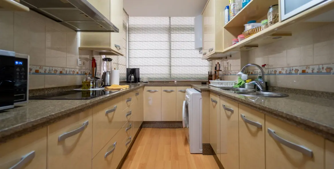 Продажа апартаментов на среднем этаже в Los Boliches 13