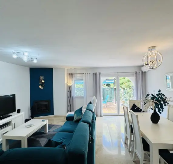 Sale of townhouse in Casares Playa