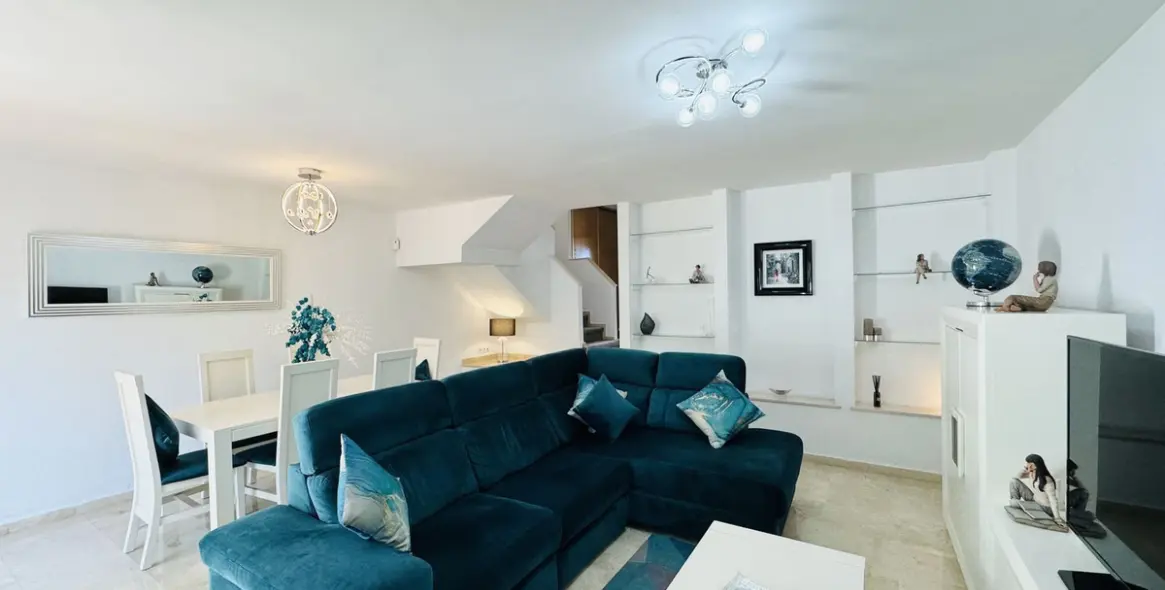 Sale of townhouse in Casares Playa 2