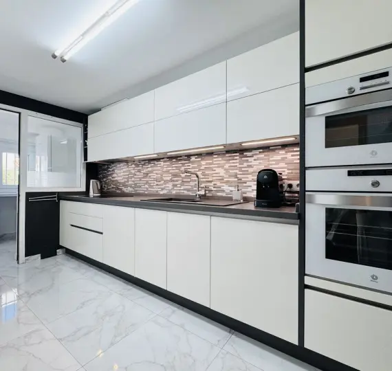 Sale of townhouse in Casares Playa