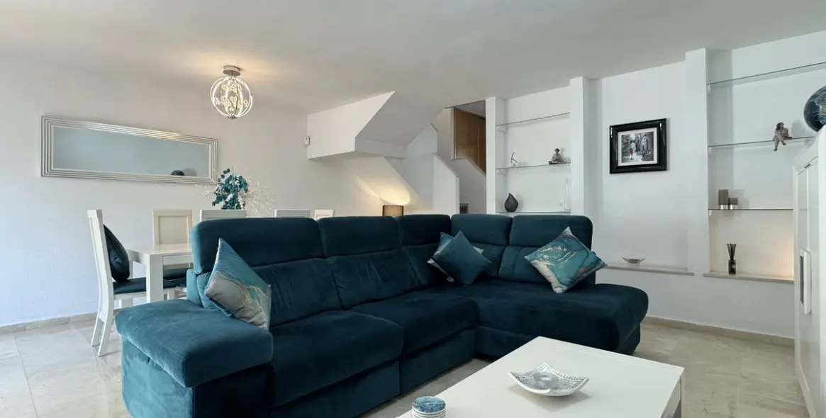 Sale of townhouse in Casares Playa 9