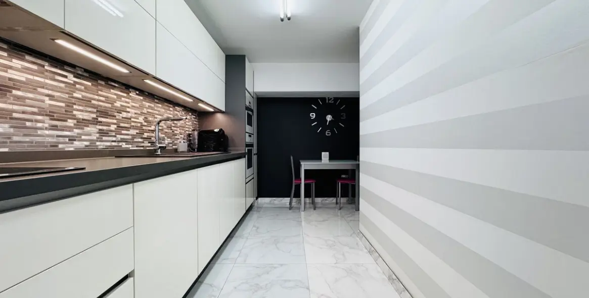 Sale of townhouse in Casares Playa 12