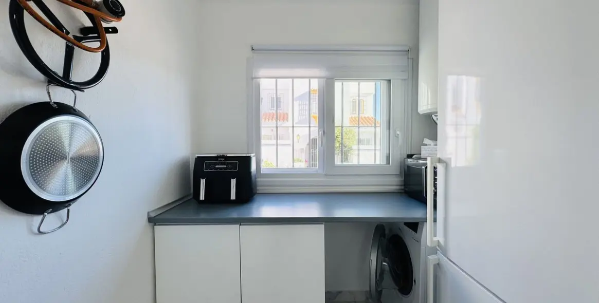 Sale of townhouse in Casares Playa 14