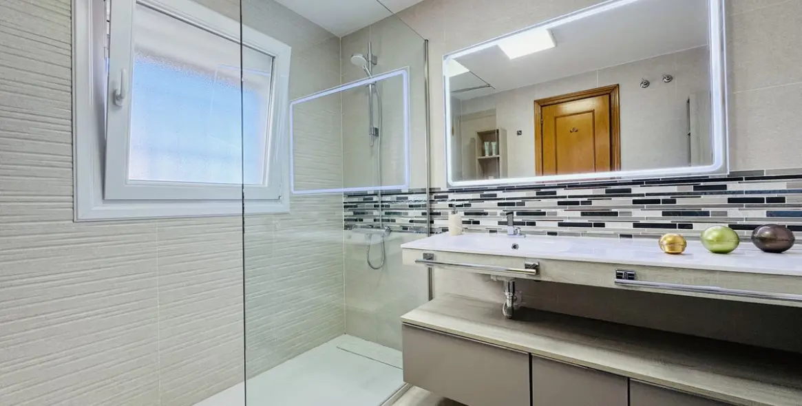 Продажа таунхауса в Casares Playa 25