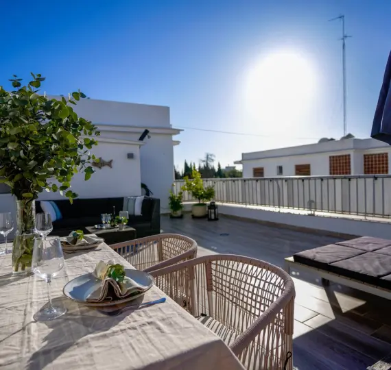 Sale of penthouse in Marbella