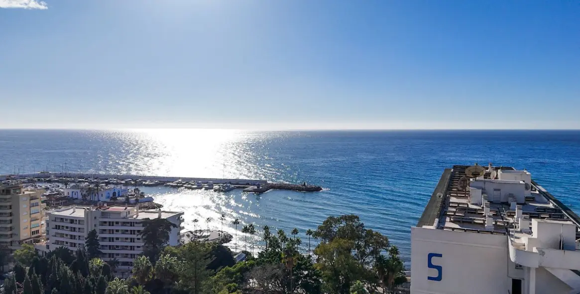 Sale of penthouse in Marbella 12