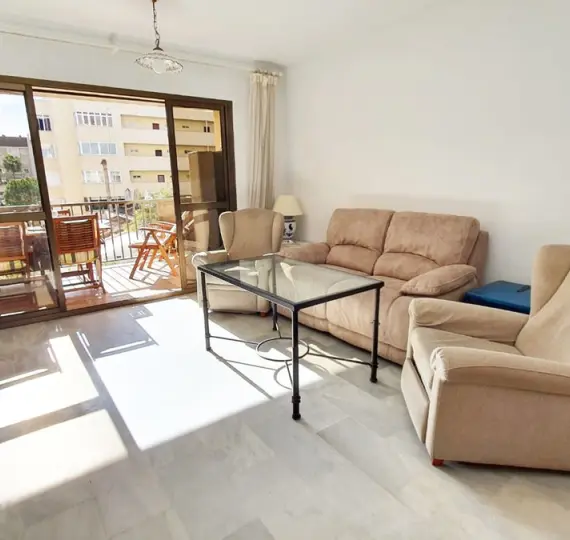 Продажа апартаментов на среднем этаже в Fuengirola