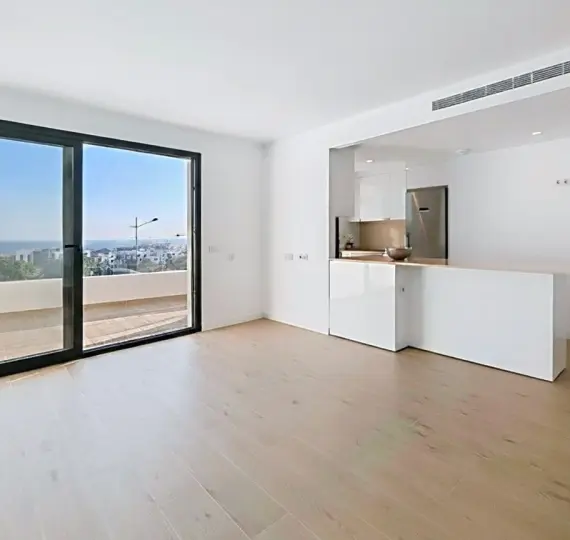 Middle floor apartment R5227939