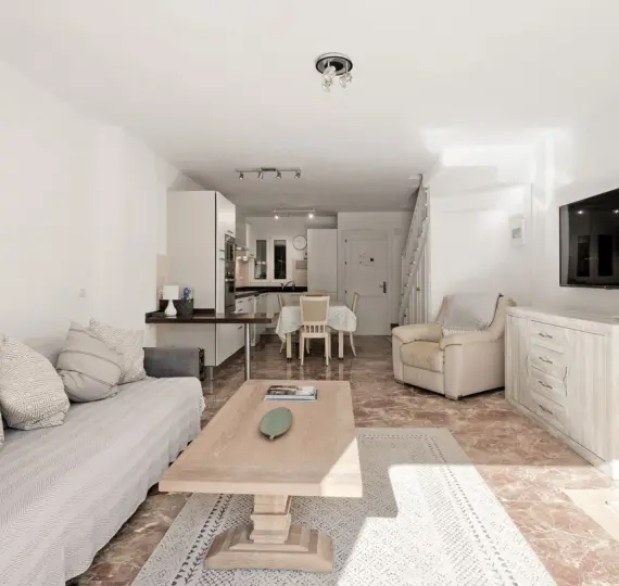 Sale of townhouse in Estepona