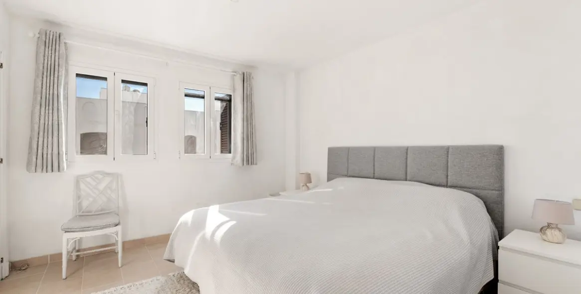 Sale of townhouse in Estepona 8