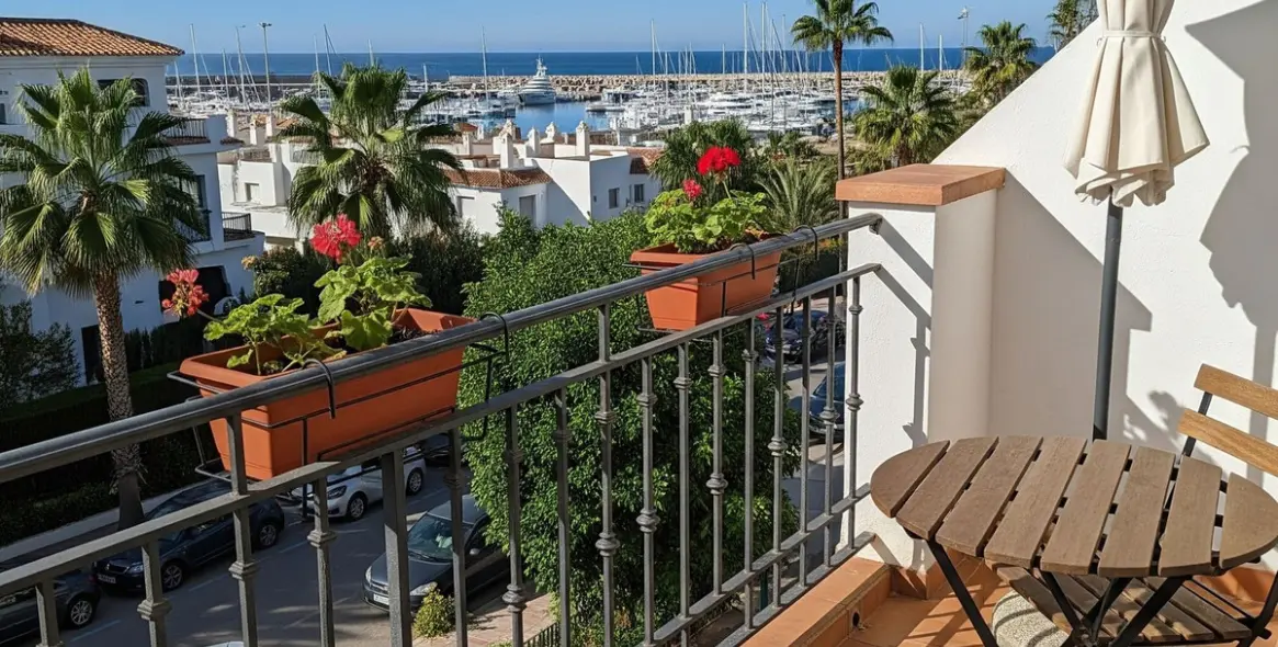 Продажа апартаментов на среднем этаже в Marbella 1