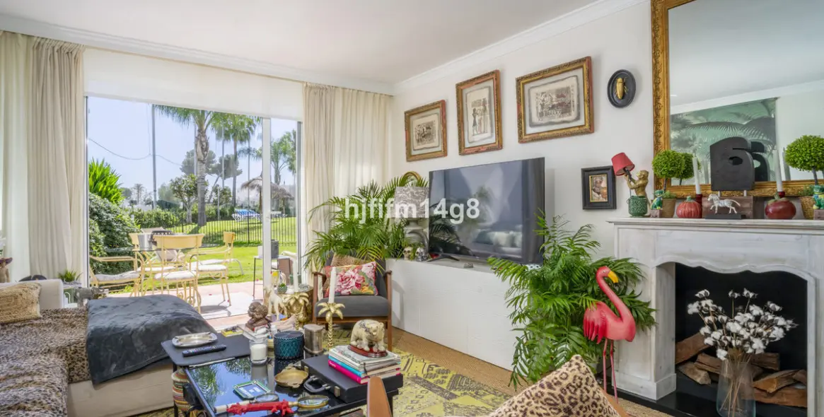 Sale of ground floor apartment in Nueva Andalucía 1