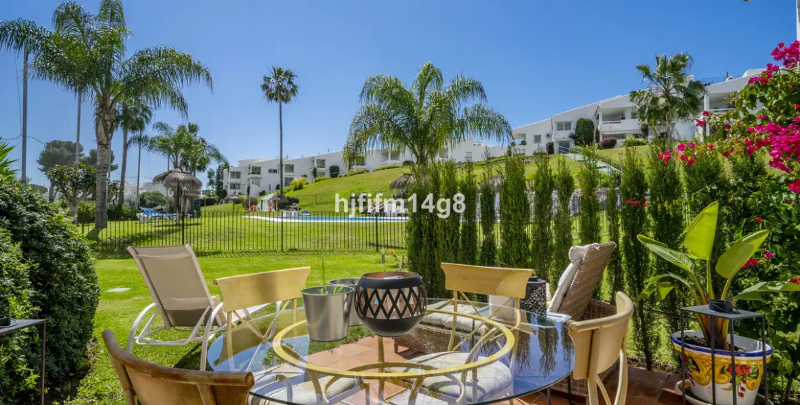 Sale of ground floor apartment in Nueva Andalucía 2