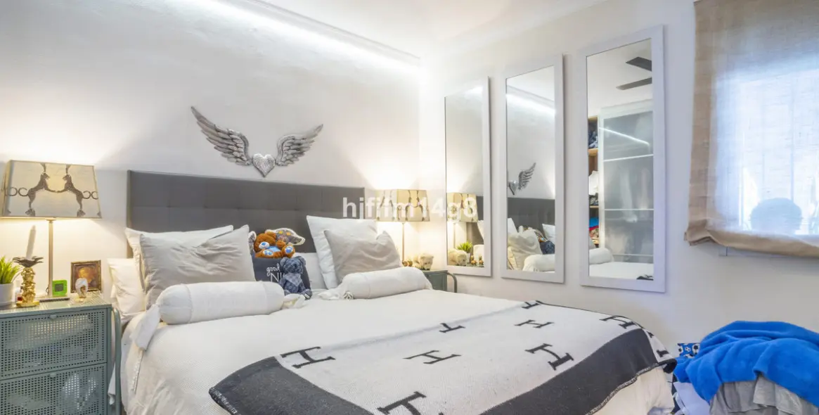 Sale of ground floor apartment in Nueva Andalucía 10