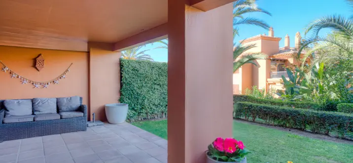 Апартаменты на первом этаже R5161588 0