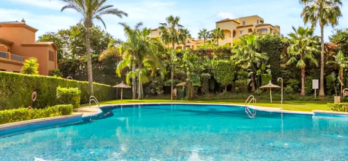 Апартаменты на первом этаже R5161588 1