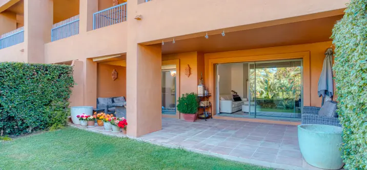 Апартаменты на первом этаже R5161588 2