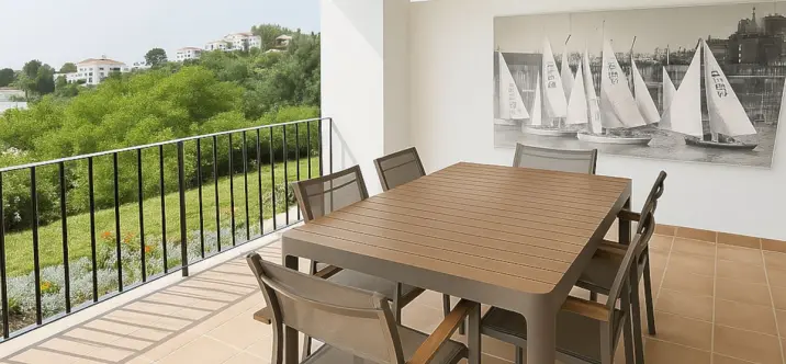 Sale of ground floor apartment in Benahavís 3