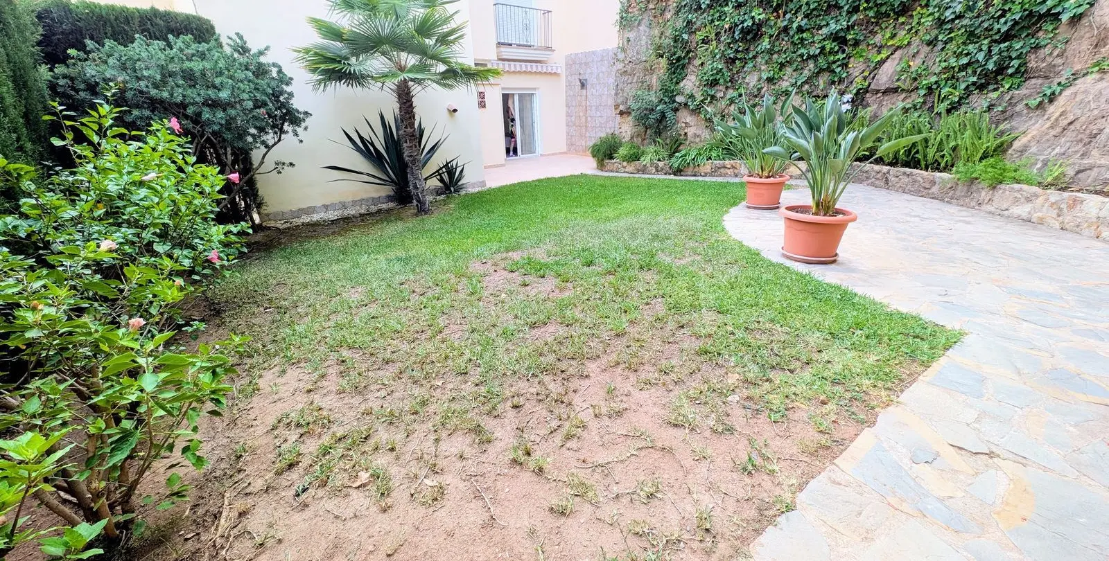 Sale of ground floor apartment in Benahavís 5