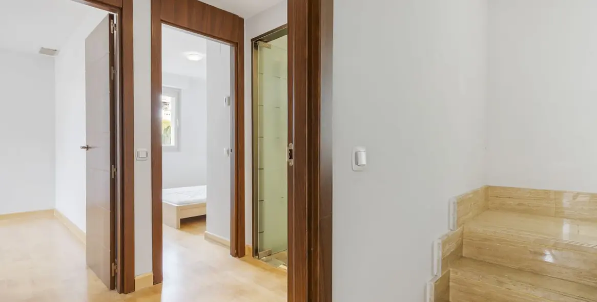 Sale of penthouse duplex in La Cala de Mijas 19