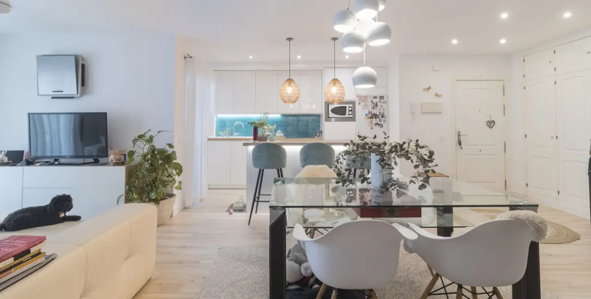 Sale of middle floor apartment in Benalmadena 3