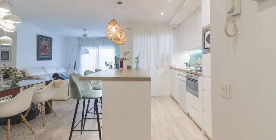 Sale of middle floor apartment in Benalmadena 6