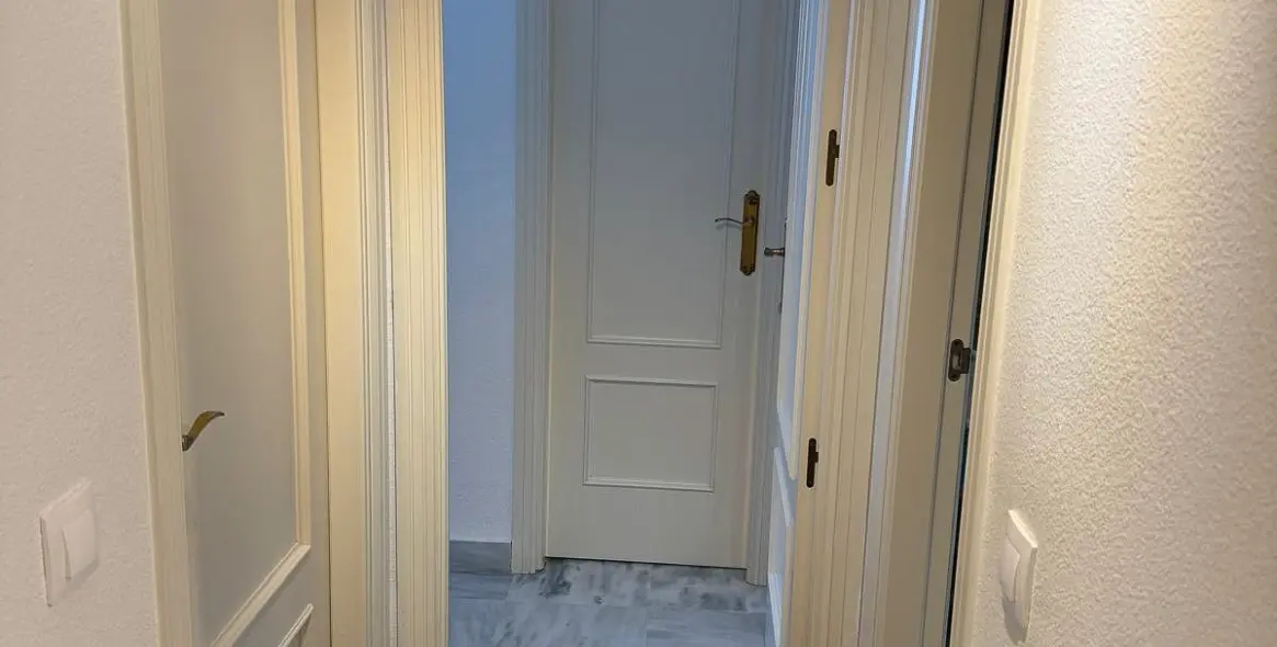 Продажа апартаментов на среднем этаже в Nueva Andalucía 9