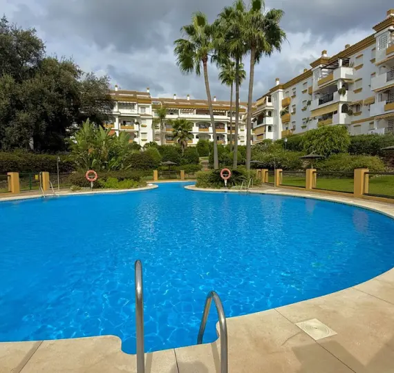 Sale of ground floor apartment in The Golden Mile