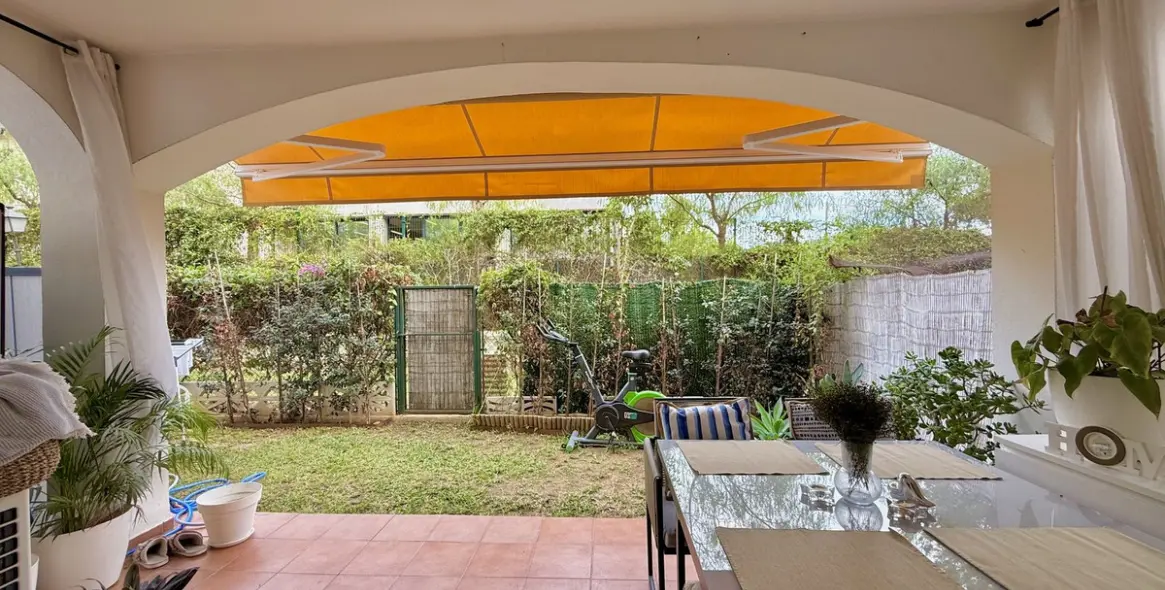 Sale of ground floor apartment in The Golden Mile 13