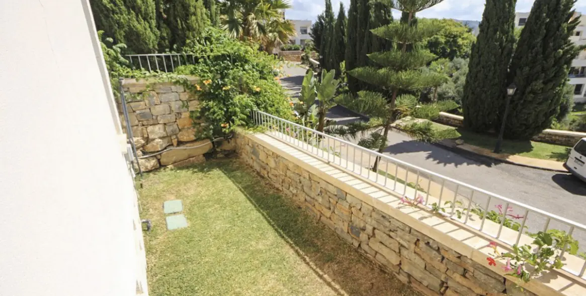 Sale of ground floor apartment in Marbella 6