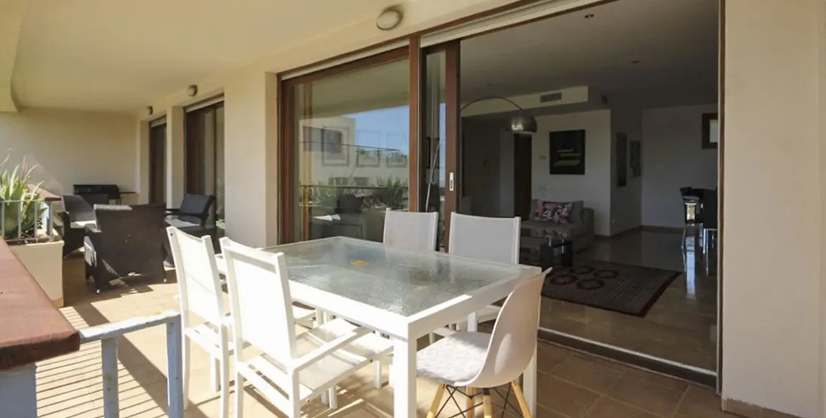 Sale of ground floor apartment in Marbella 17