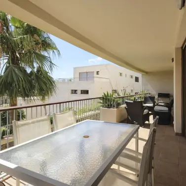 Sale of ground floor apartment in Marbella