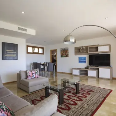 Sale of ground floor apartment in Marbella