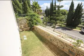 Image 6 thumb