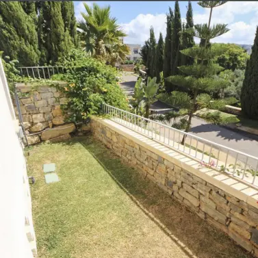 Sale of ground floor apartment in Marbella