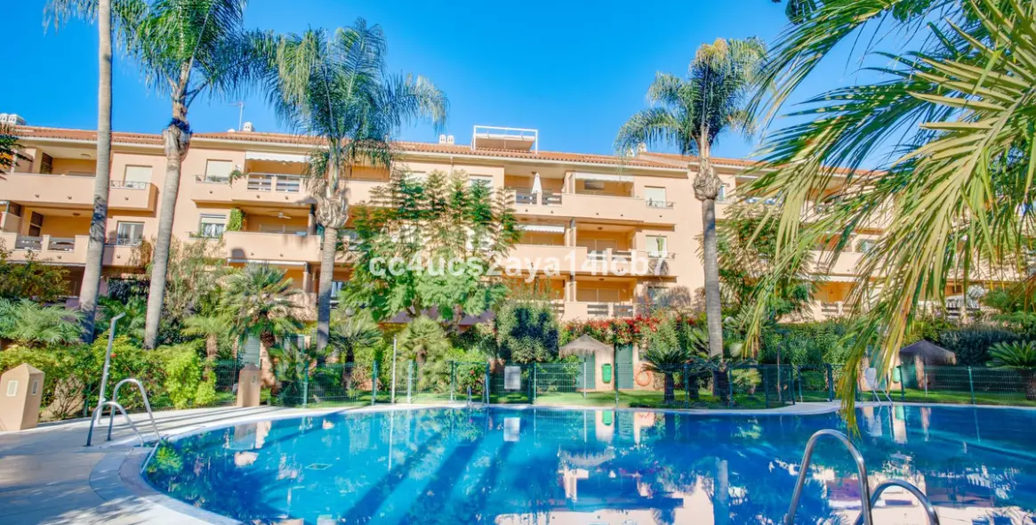 Продажа апартаментов на среднем этаже в Carib Playa 1