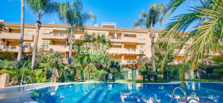 Продажа апартаментов на среднем этаже в Carib Playa 0