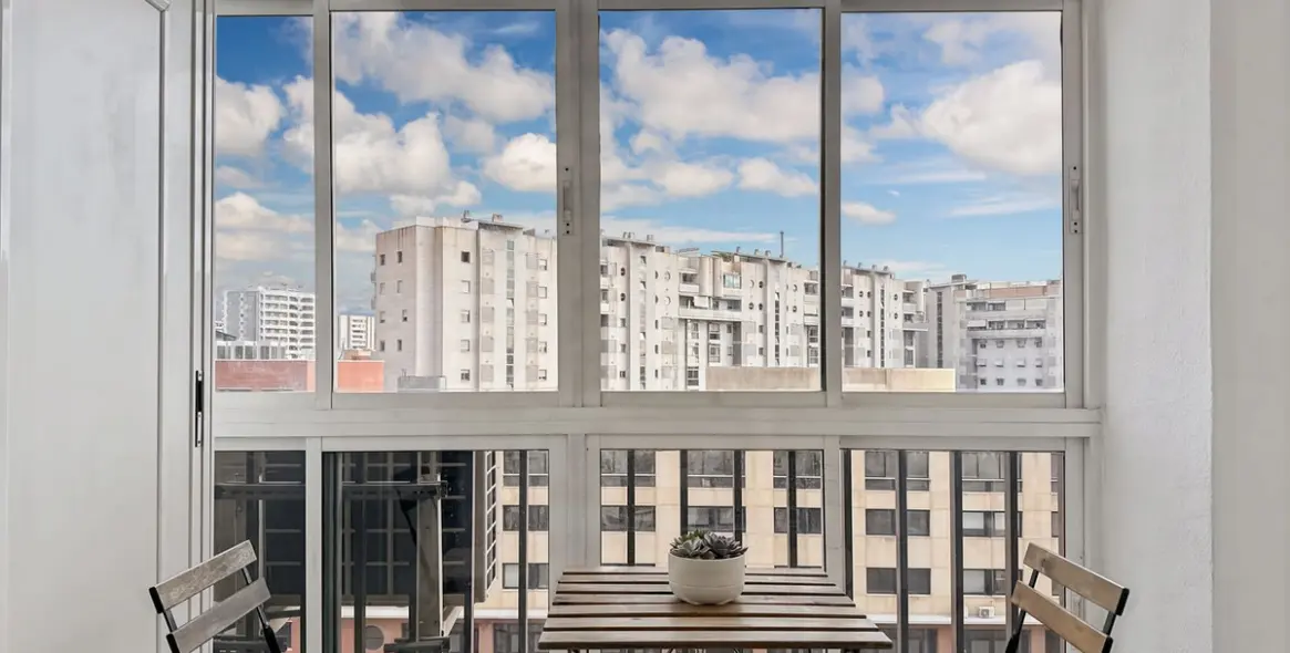 Sale of middle floor apartment in Los Tilos 3