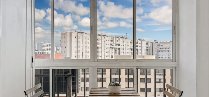 Sale of middle floor apartment in Los Tilos 2