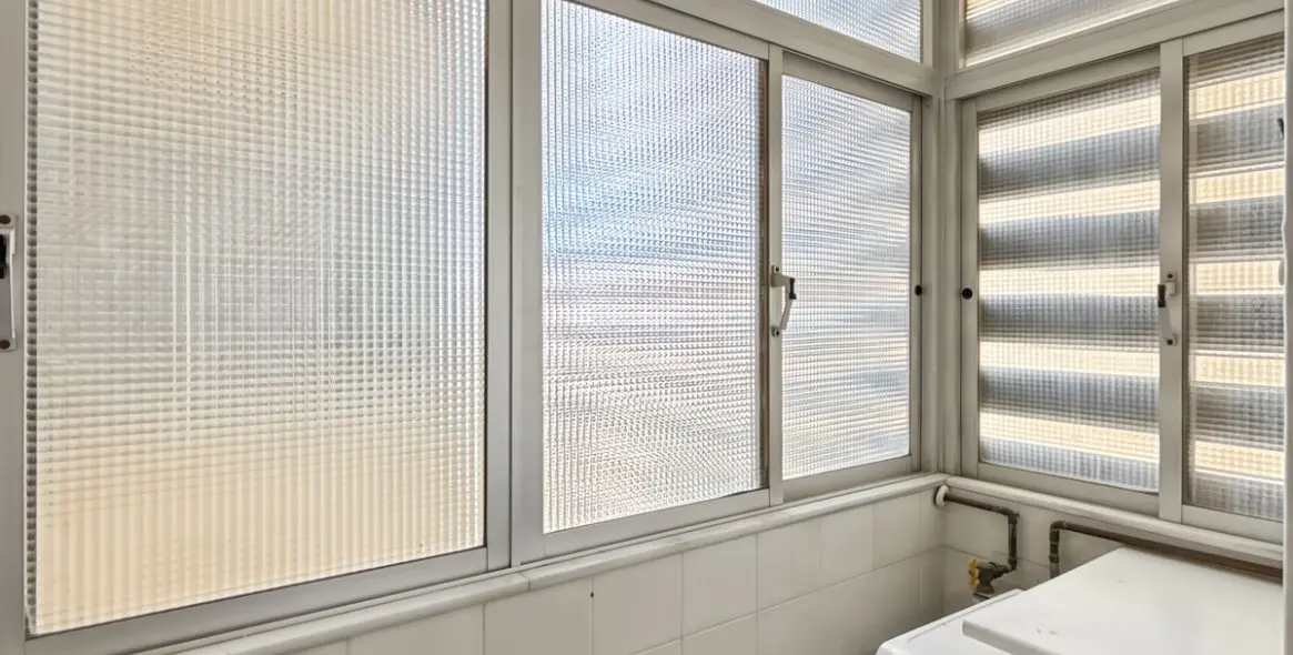 Sale of middle floor apartment in Los Tilos 20