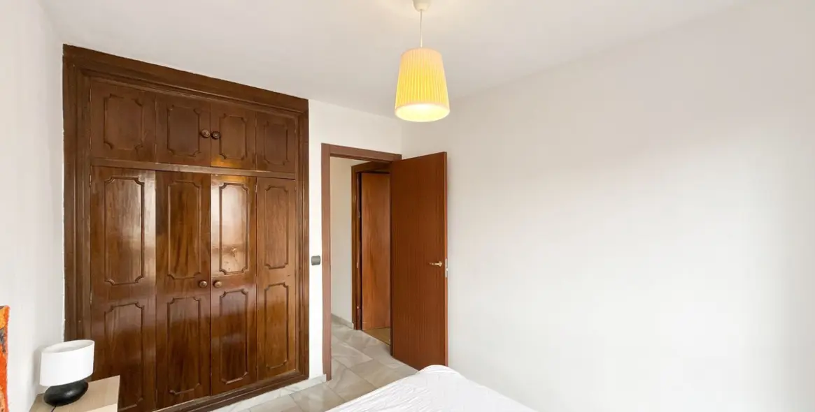 Продажа апартаментов на среднем этаже в Los Tilos 34